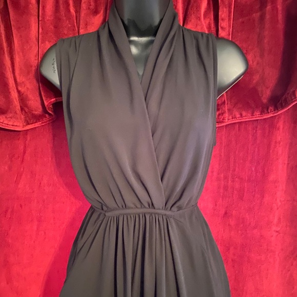 Bar III Dresses & Skirts - Short sleeve dress to the knee .